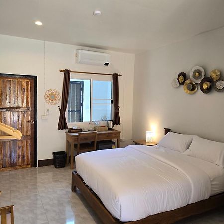 The Old City Rooms Chiang Mai Extérieur photo